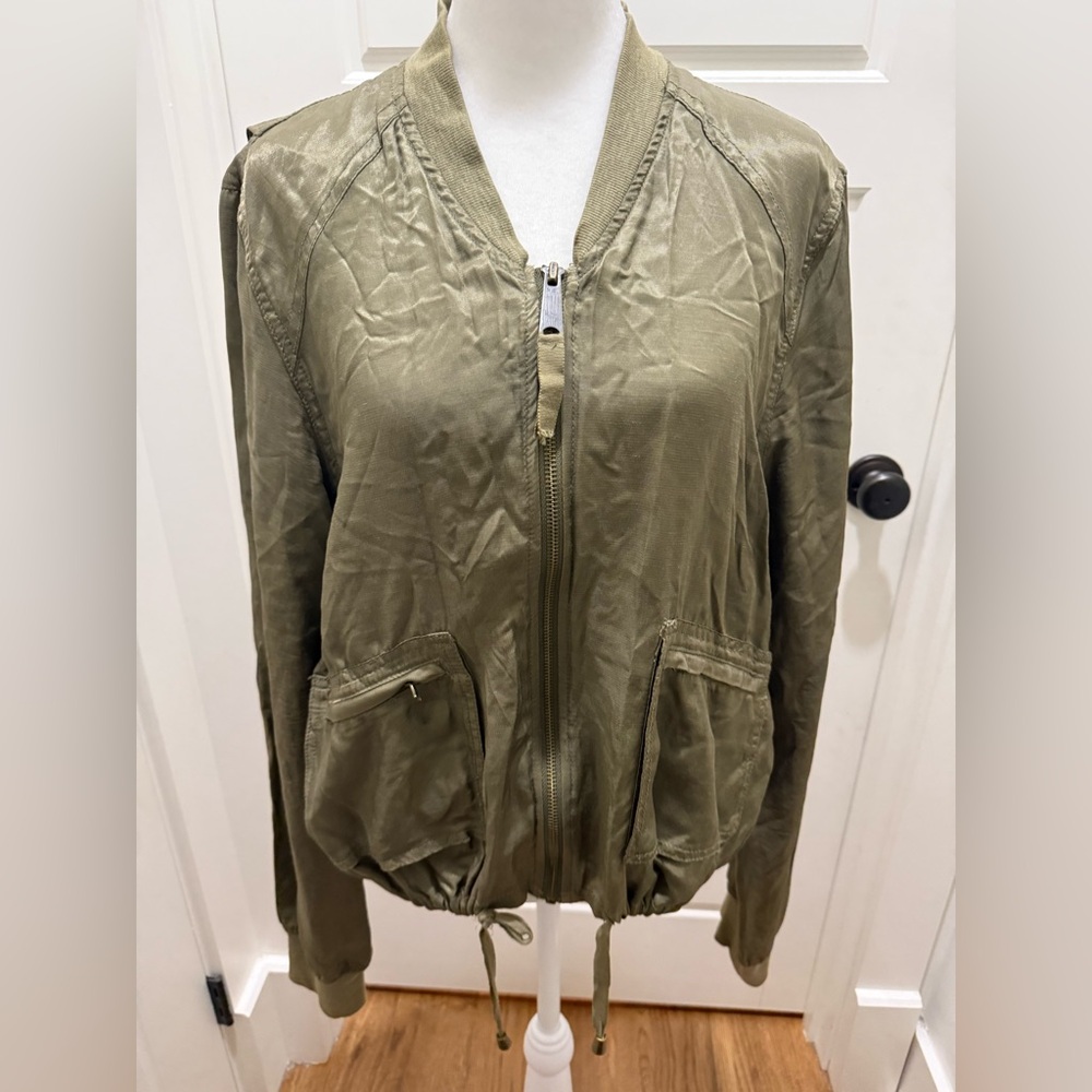 Free People. Hemp-Blend Satin-Like Olive Bomber. Size Large.